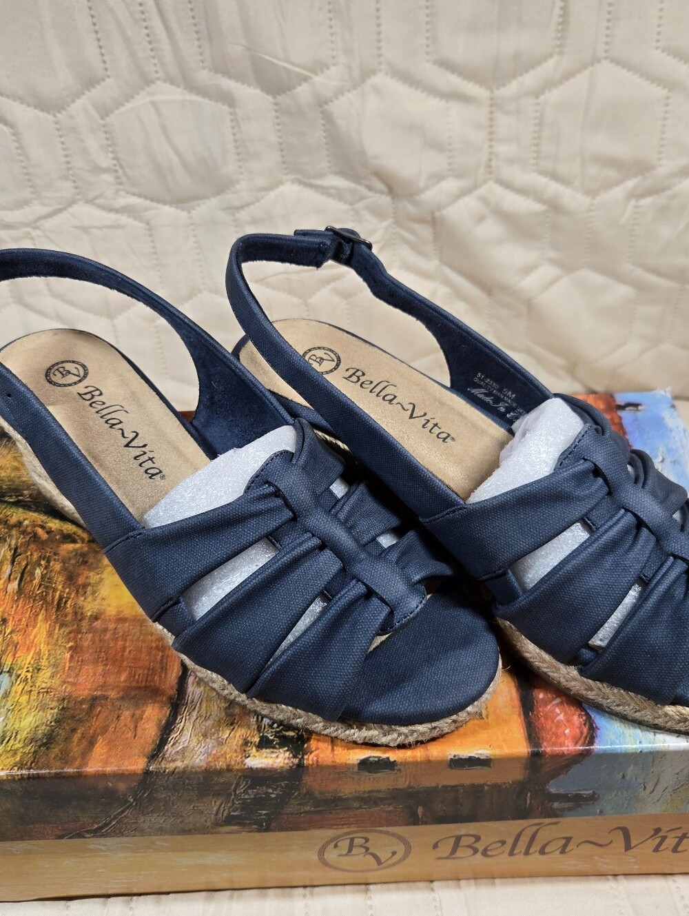 NIB - Bella Vita Cheerful Espadrille Wedge Sandal- Navy Blue - Size Womens 5M